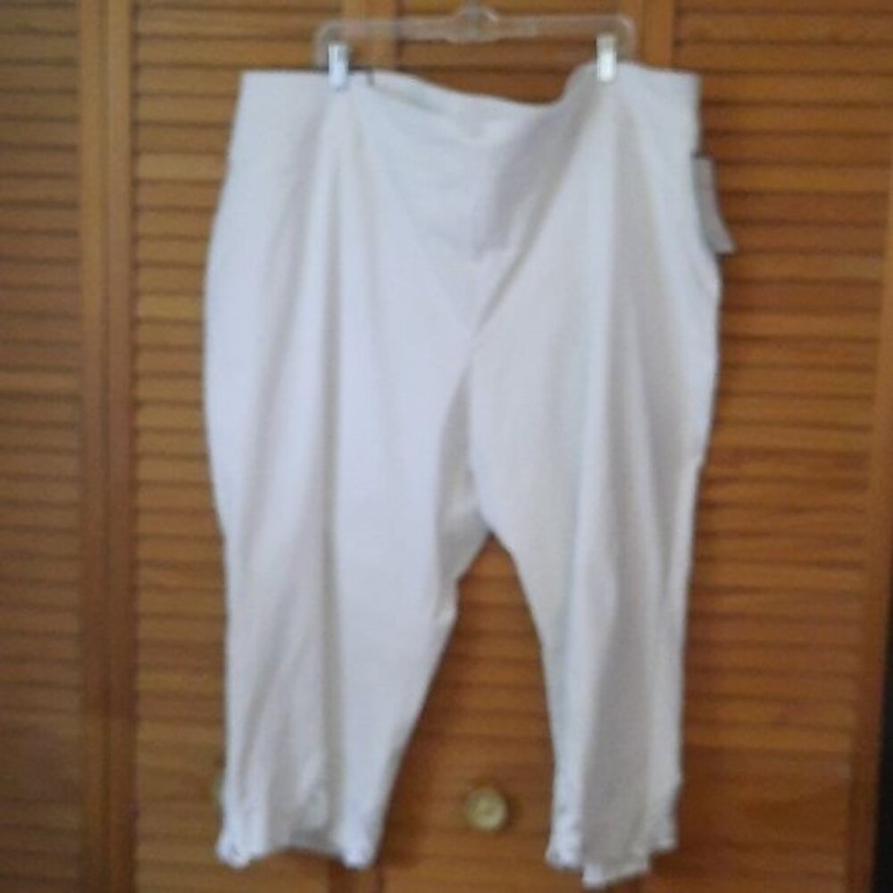 Charter Club NWT White Embroidered Lace Trim Hemline Wide Leg Crop Size 28 W
